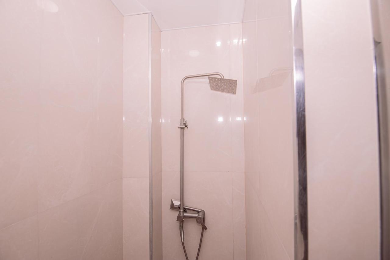 Орел Jerevan Exteriör bild